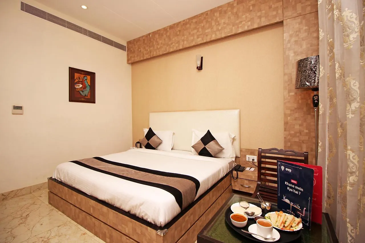Hotel The City Square Agra